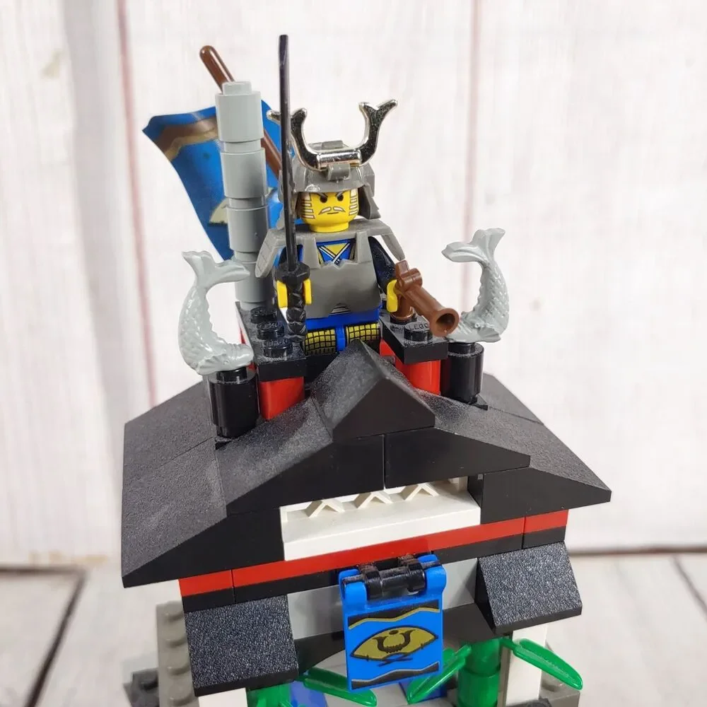 Vintage LEGO Set 6083 Samurai Stronghold - 98% NEAR COMPLETE w/ Manual - No Box